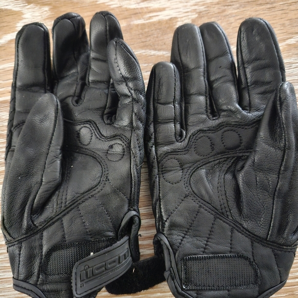Motorcycle gloves - Picture 2 of 2